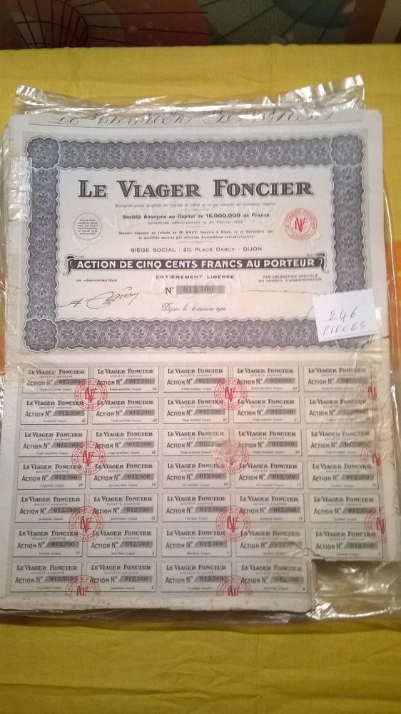 actions anciennes 400 Chamb�ry (73)