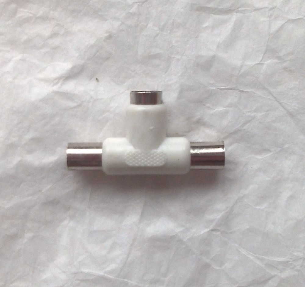 Adaptateur en T c�ble coaxial 1 Villeurbanne (69)