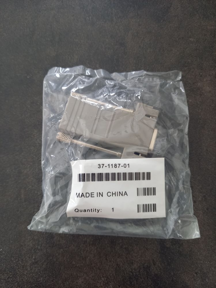Adaptateur Console Cisco DB9 vers RJ45 neufs 3 Boisset-et-Gaujac (30)