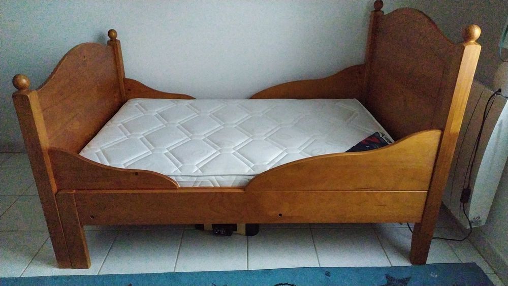 Lit adaptatif pour enfant - adulte 50 Cesson (77)