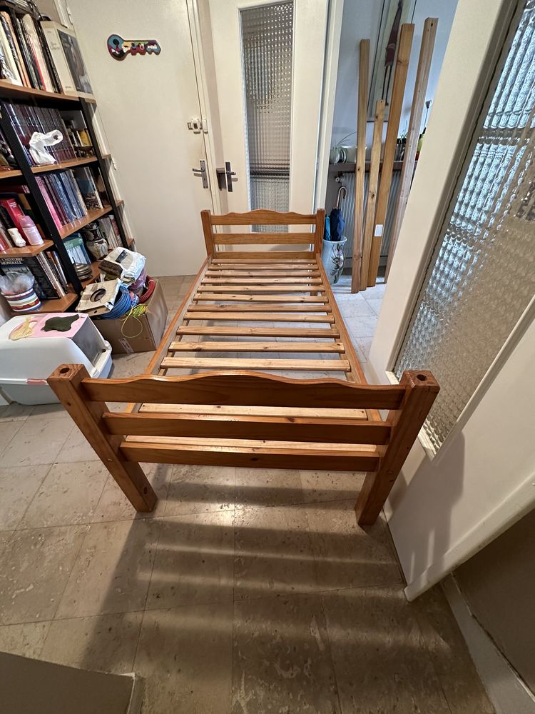 Lit Adulte ou enfant. 45 Vitry-sur-Seine (94)