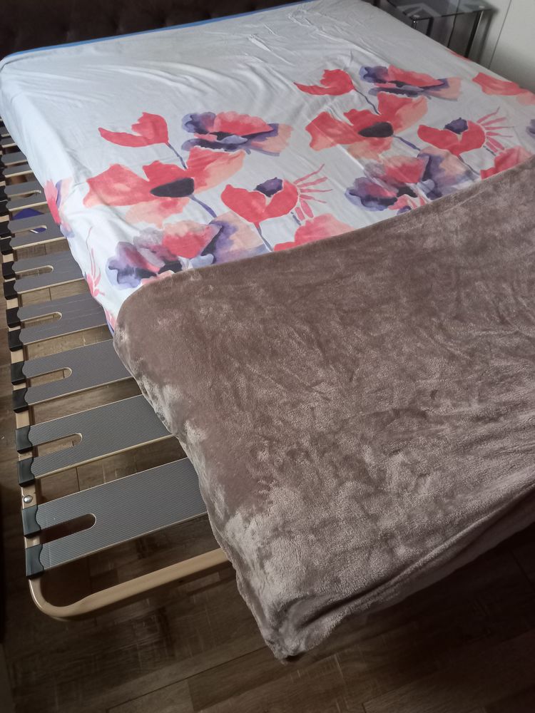 Lit adulte 2 places 130 Montpellier (34)