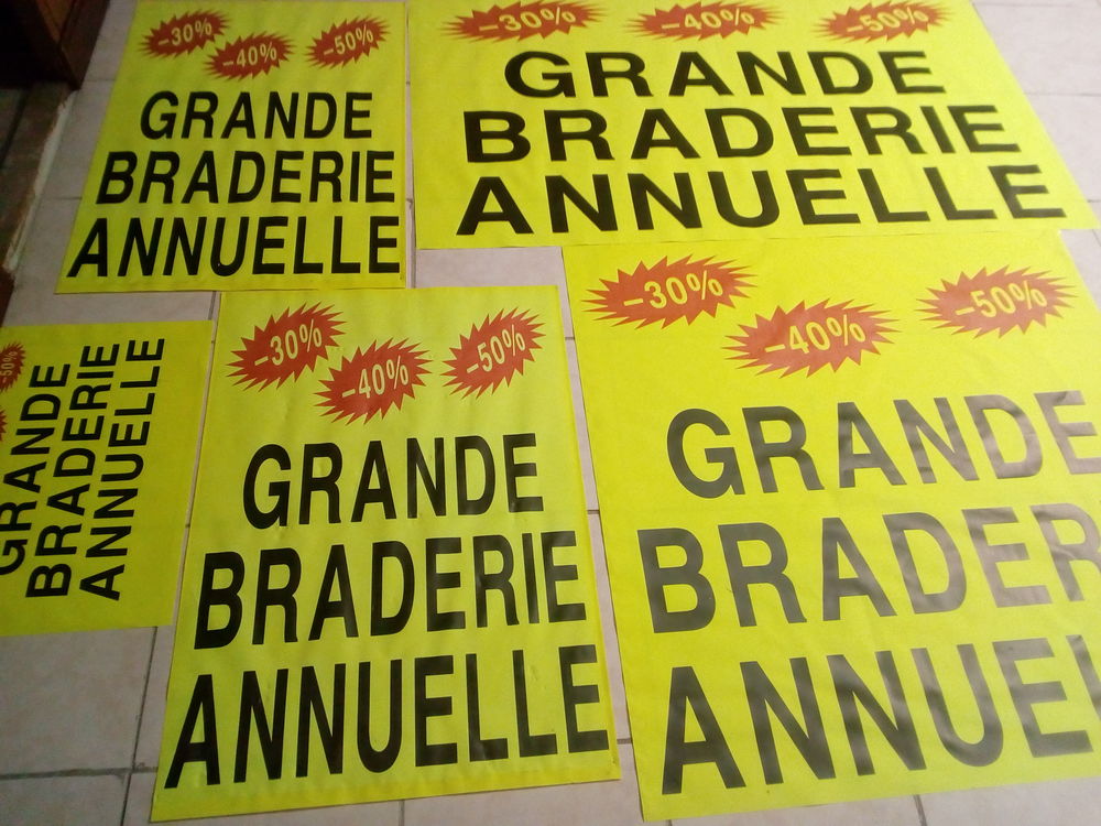 5 AFFICHES PUBLICITAIRES FLUO GRANDE BRADERIE ANNUELLE 8 Saint-Priest-sous-Aixe (87)
