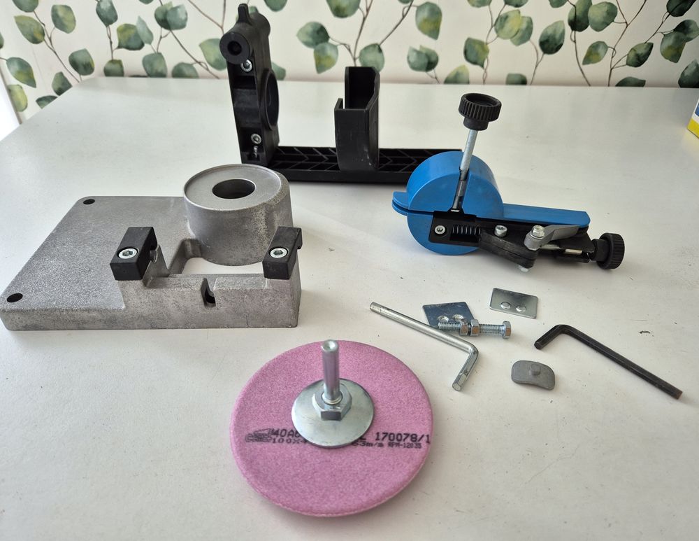 Aff�teuse pour scies � cha�nes 15 Arras (62)