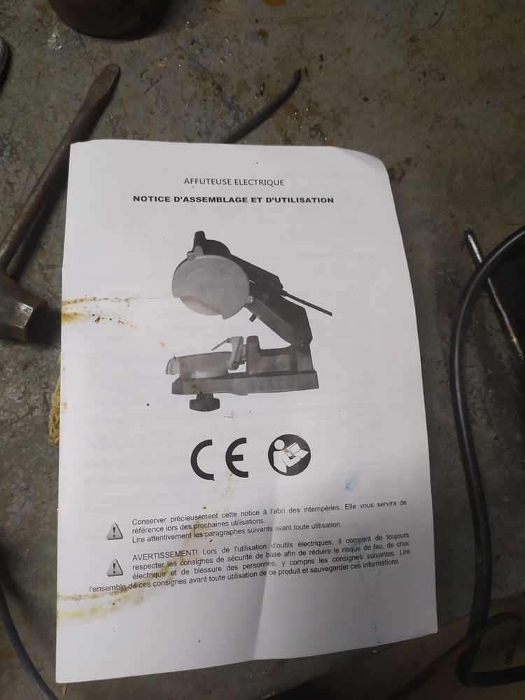 AFFUTEUSE TRONCONNEUSE ELECTRIQUE 30 Firmi (12)