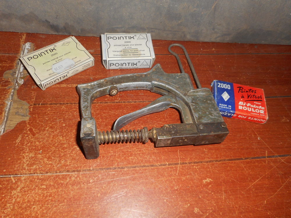 Agrafeuse de vitrier + 6000 pointes POINTIX 45 Neufch�teau (88)