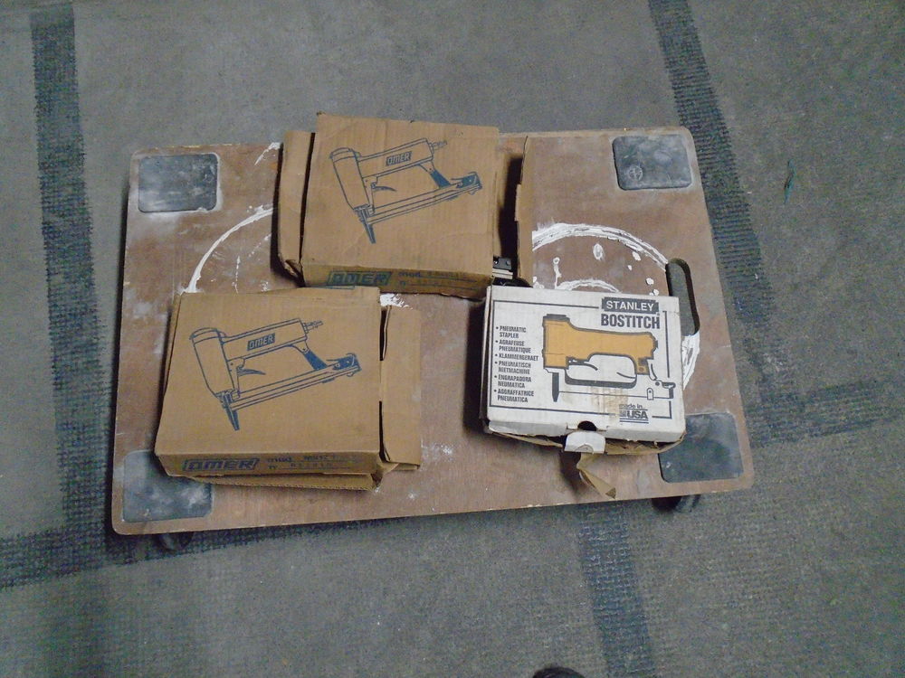 Agrafeuses a  air comprim�e 60 Grenoble (38)