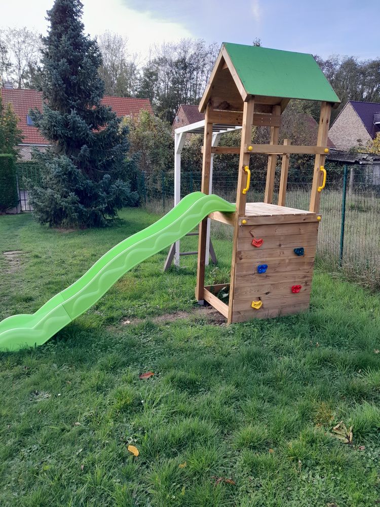Aire de jeux 600 Fouqui�res-l�s-Lens (62)