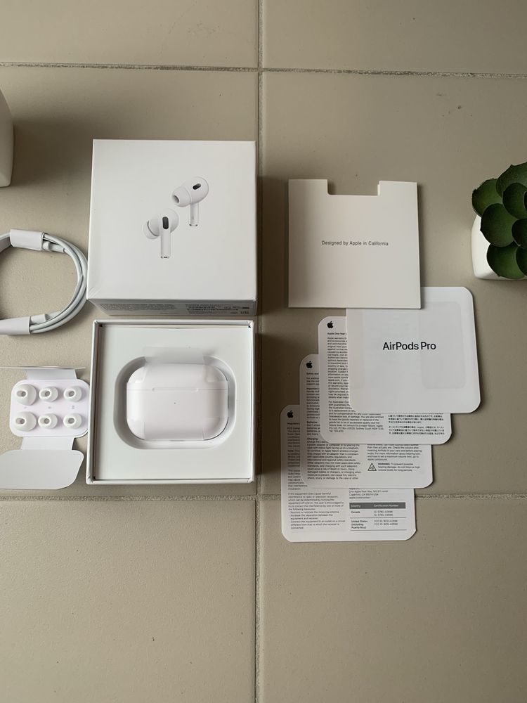 AirPods Pro 2 USB-C neuf 100 Cannes La Bocca (06)