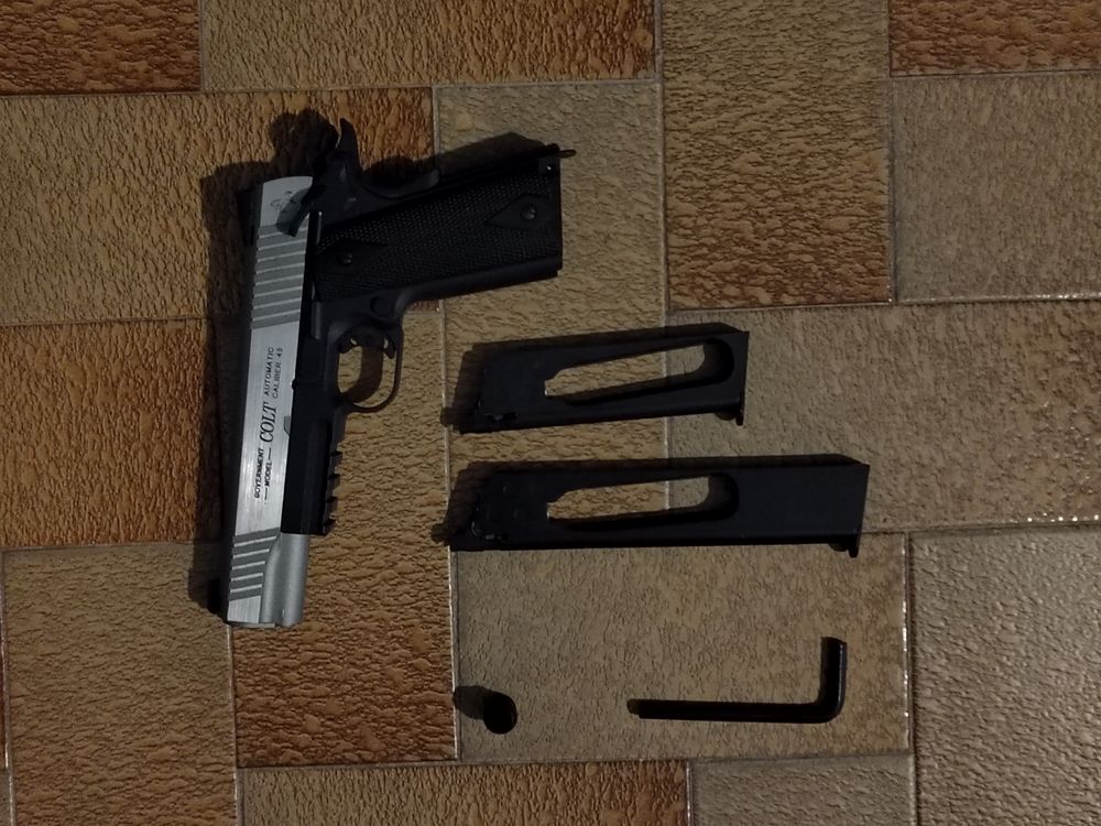 Airsoft Colt 1911 Rail Gun Stainless Dual Tone Edition 1,1 j 120 Verdun-sur-Garonne (82)