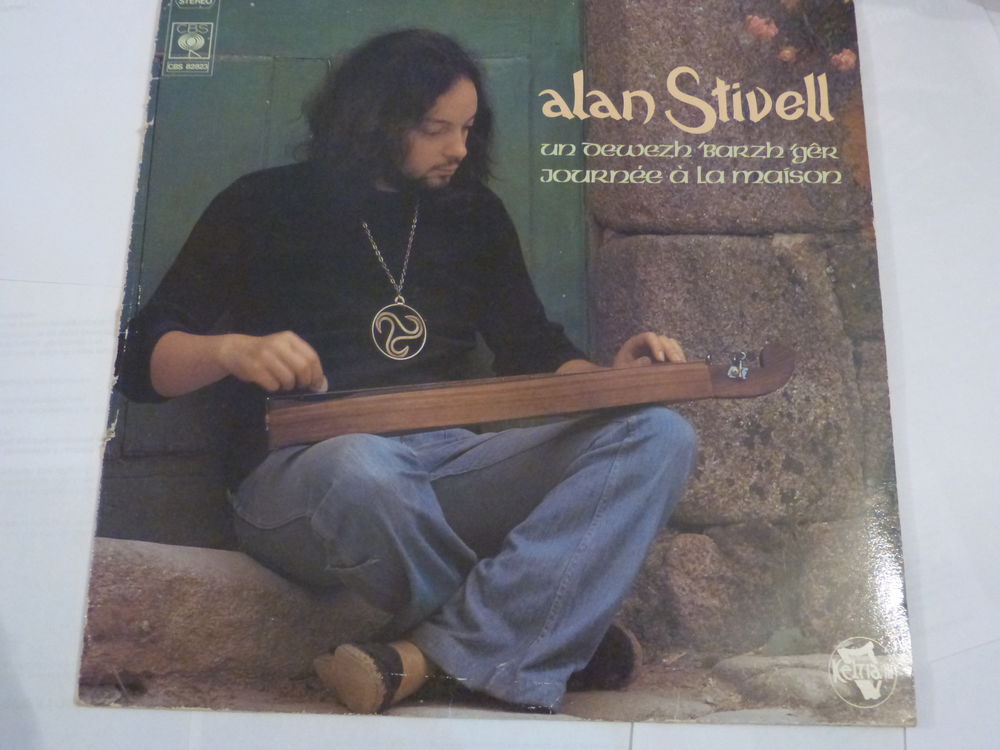 LP  -  ALAN STIVELL  -  JOURNEE A LA MAISON  N�  CBS 82823 8 Brest (29)