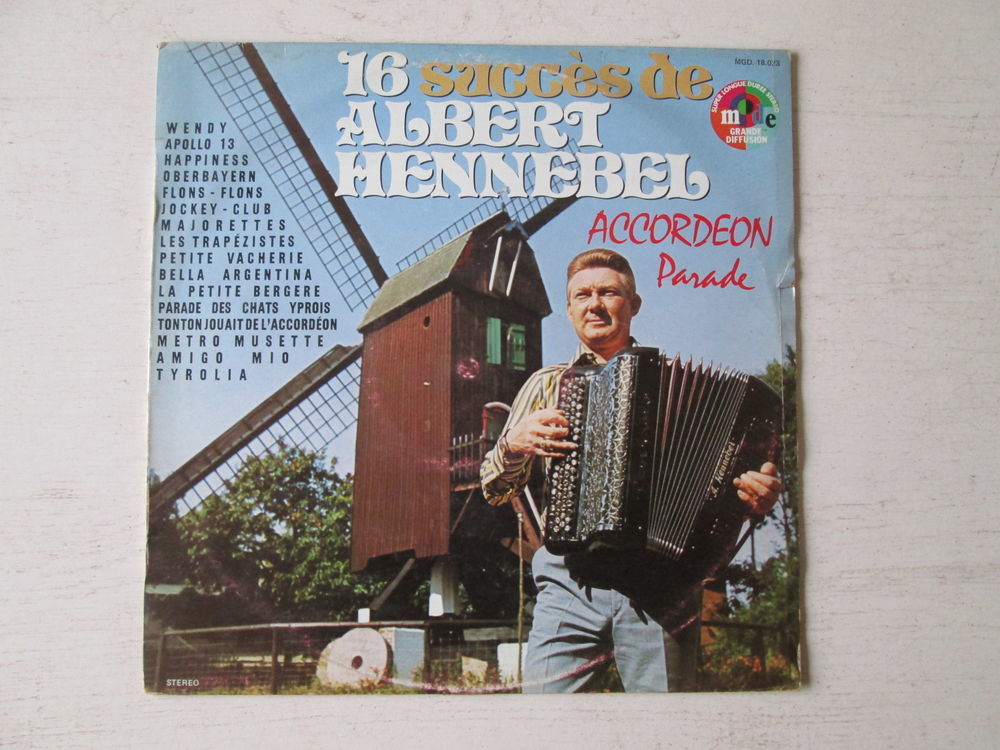 Albert Hennebel Accord�on parade 4 B�thencourt-sur-Mer (80)