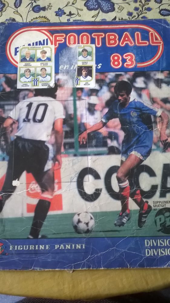 Album Panini de foot 1983 250 Beuzeville (27)