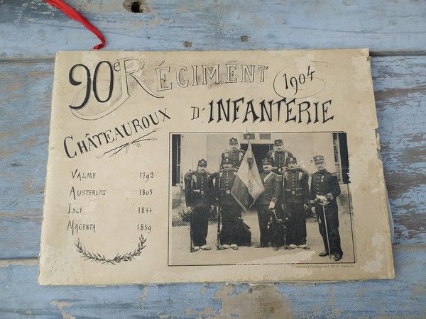 Album Photographies Militaires 90�me Infanterie Ch�teauroux 80 Loches (37)