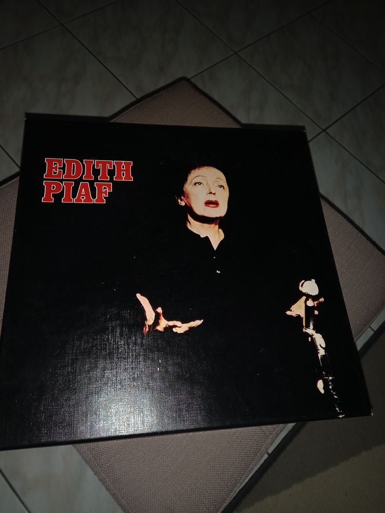 Album PIAF neuf 50 Roumazi�res-Loubert (16)