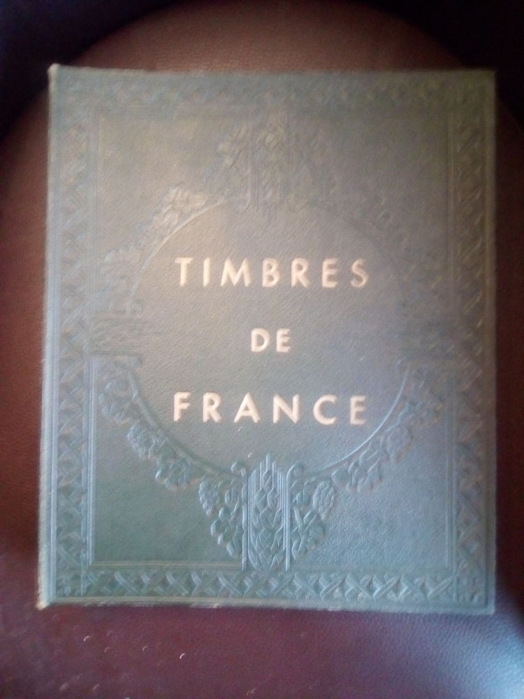 Album de timbres pour la pluspart oblit�r�s 65 Tribehou (50)