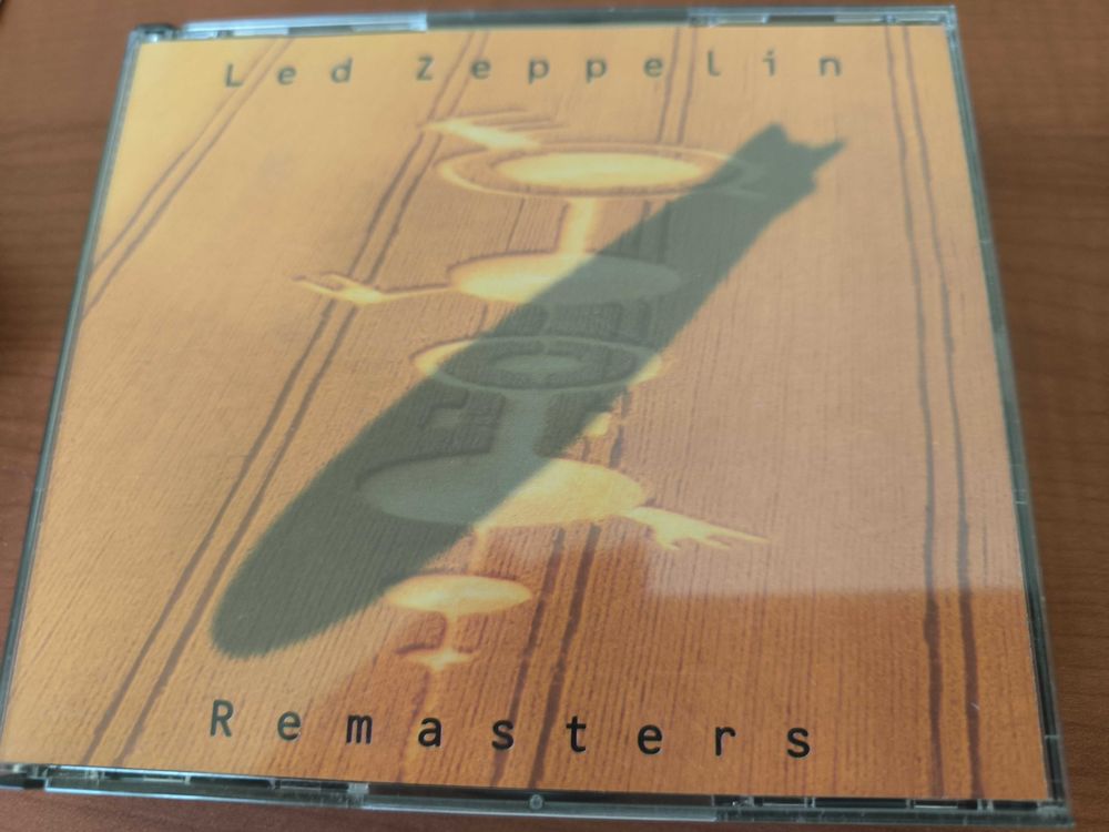 Album Led Zeppelin - 2CD 2 La Queue-en-Brie (94)