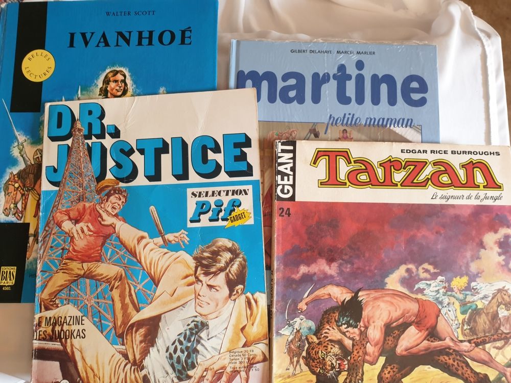 Albums anciens TARZAN IVANOHE Dr Justice MARTINE 12 Veynes (05)