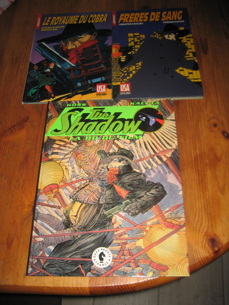 lot 3 albums THE SHADOW le royaume du cobra+fr�res de sang 1+ la bd du film 15 C�zy (89)