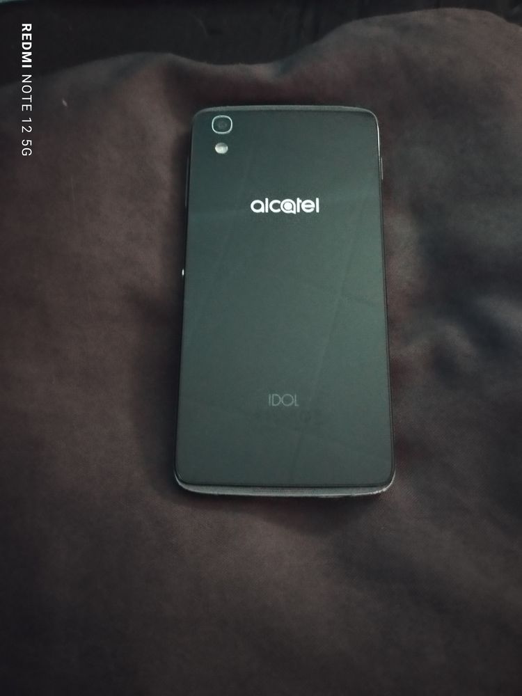 Alcatel Idol 4 mod�le 6055p + Casque VR (Virtuel) 30 Commercy (55)
