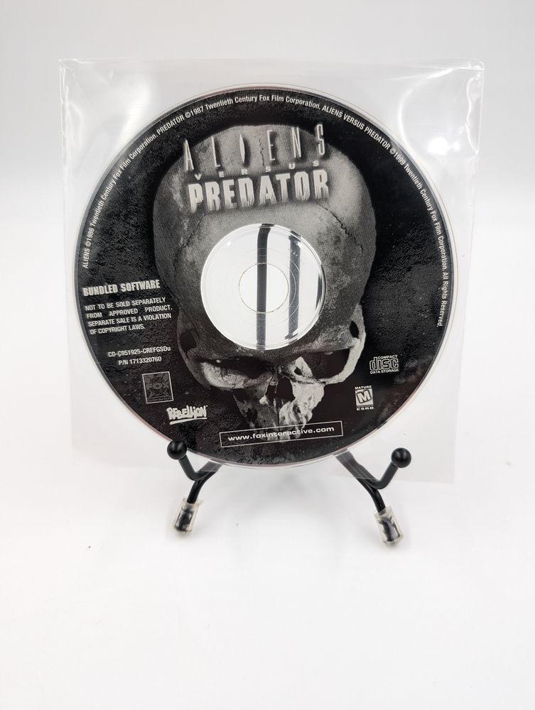 Jeu PC Aliens Versus Predator en loose 2 Vulbens (74)