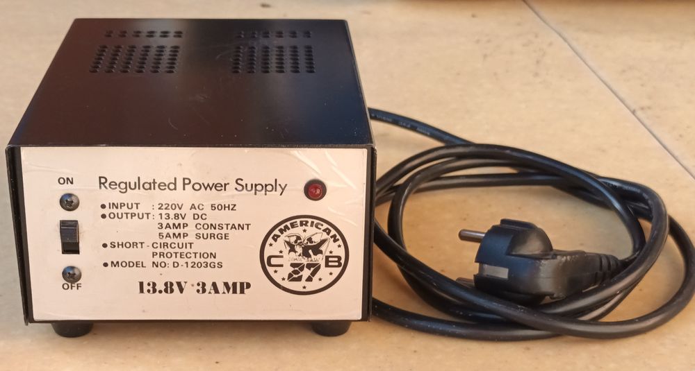 Alimentation 3 amp�res  American CB  0 Romagnieu (38)