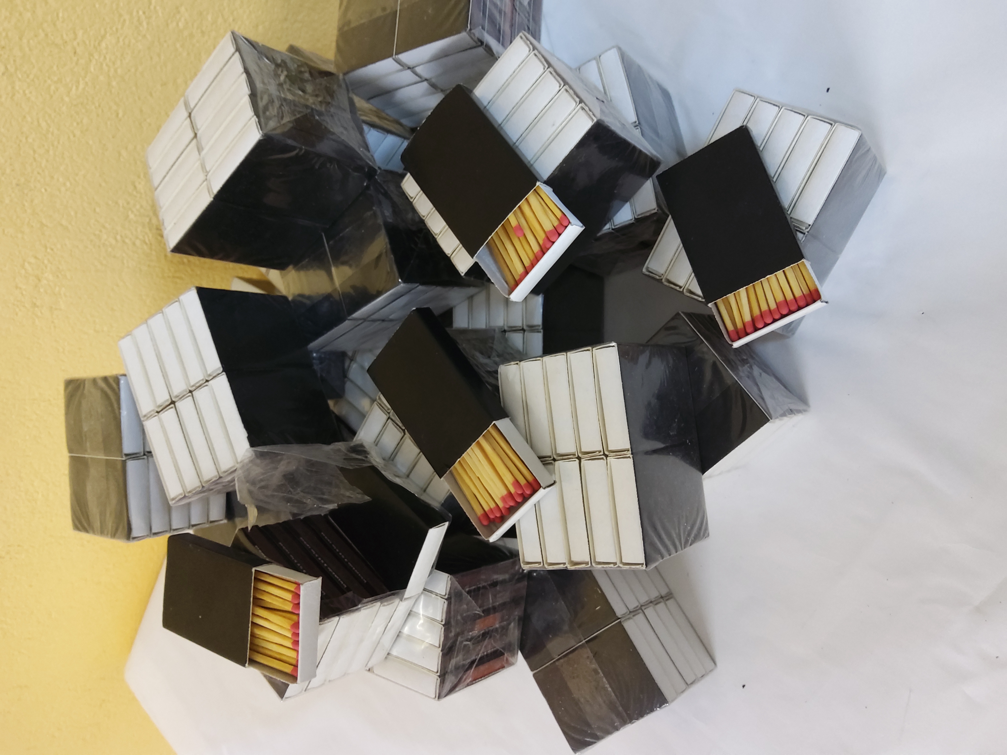 ALLUMETTES A FEU 1 Jou�-l�s-Tours (37)