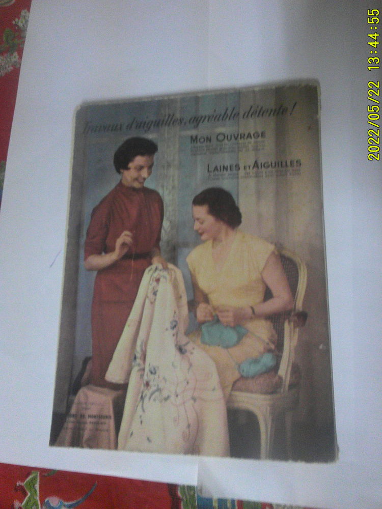 un  ALMANACH  .  1955 .. du  Petit  Echo  de  la  Mode 10 Nontron (24)