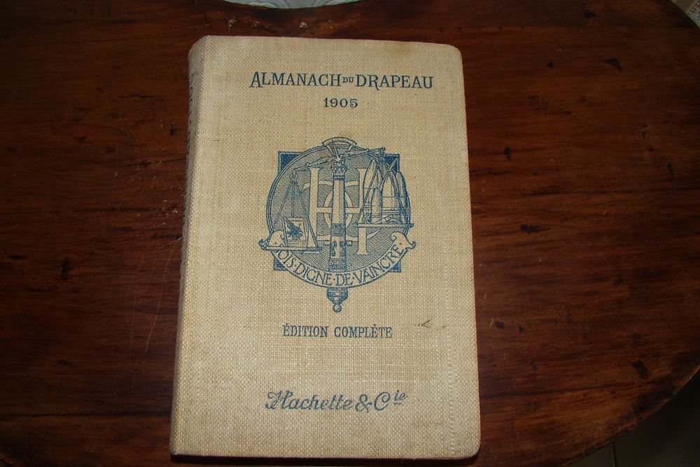 Almanach du drapeau 1905 - Arm�e de Terre / Marine
40 Gargenville (78)