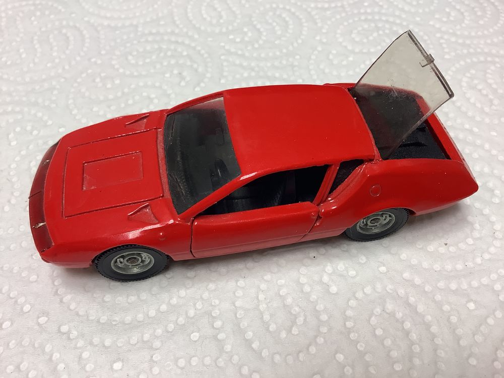 ALPINE RENAULT A310. Voiture miniature 8 Al�s (30)