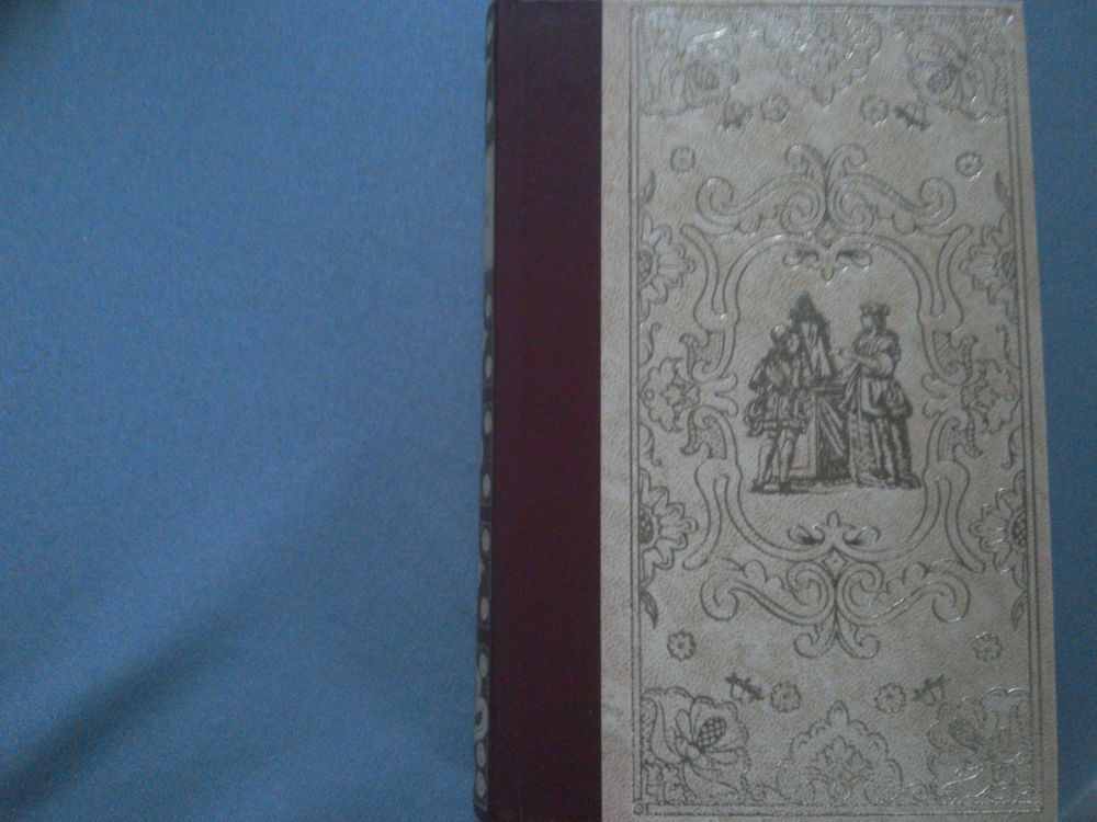 Vie des AMOUREUSES Ilustres 8 Toulon (83)