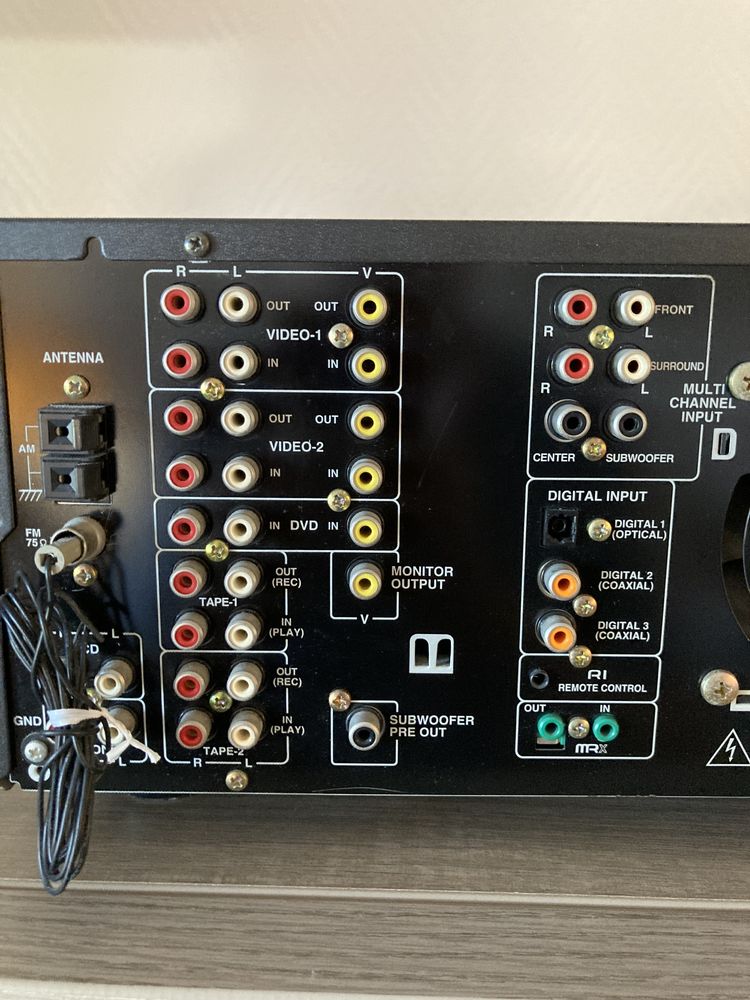 ampli audio/vid�o ONKIO DXTS555 parfait �tat de marche 120 Sanary-sur-Mer (83)