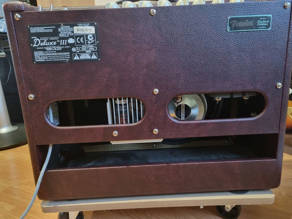 AMPLI GUITARE FENDER 0 Givors (69)