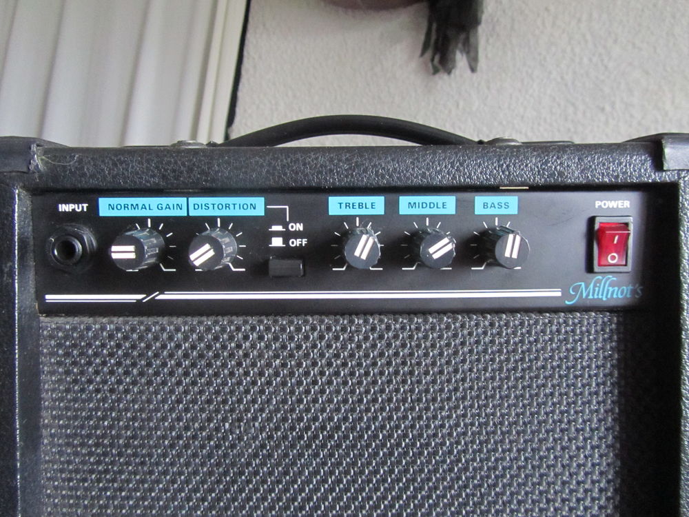 Ampli guitare 15 w 19 Al�s (30)