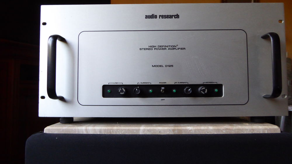 Ampli hybride Audio Research D125,110W MOSFET-tubesNeufs2k6� 0 Sers (16)