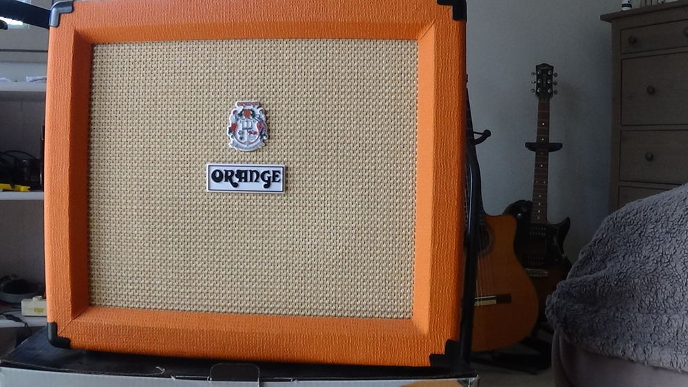 AMPLI ORANGE Combo Crush 35W 220 Jarcieu (38)