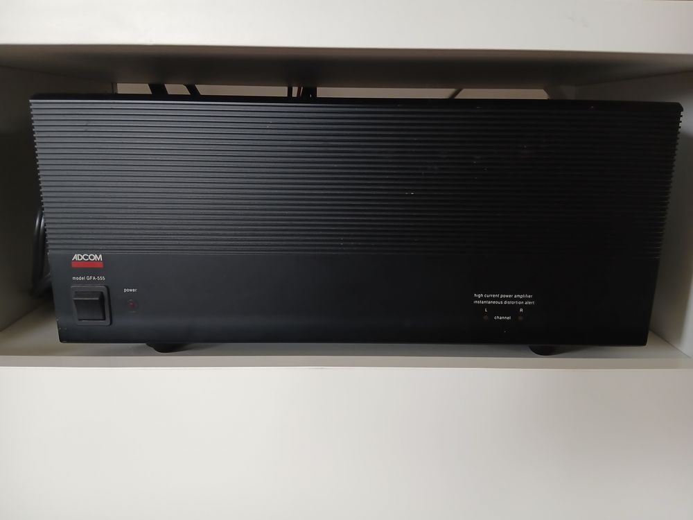 Ampli de puissance ADCOM 450 Colpo (56)