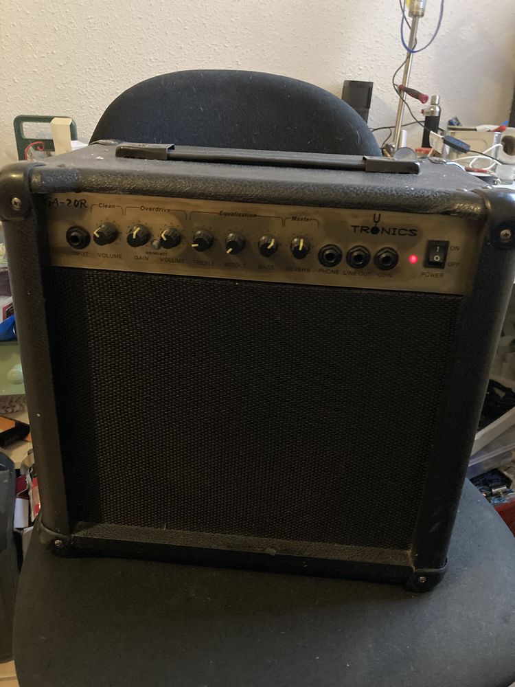 Ampli Tronics GA-20R 40 Cahors (46)