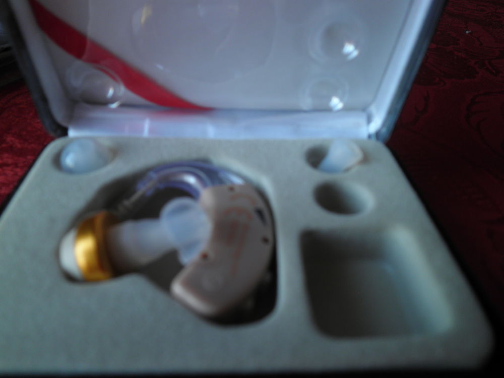  amplificateur ou appareil auditif de marque Sanitas .
15 Guer (56)