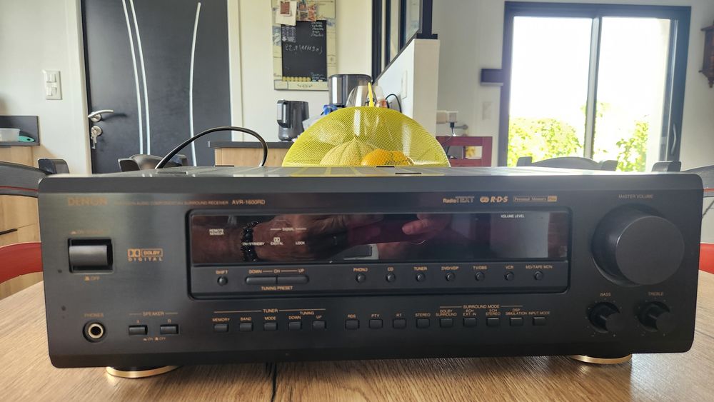 AMPLIFICATEUR  DENON 100 Longeville-sur-Mer (85)