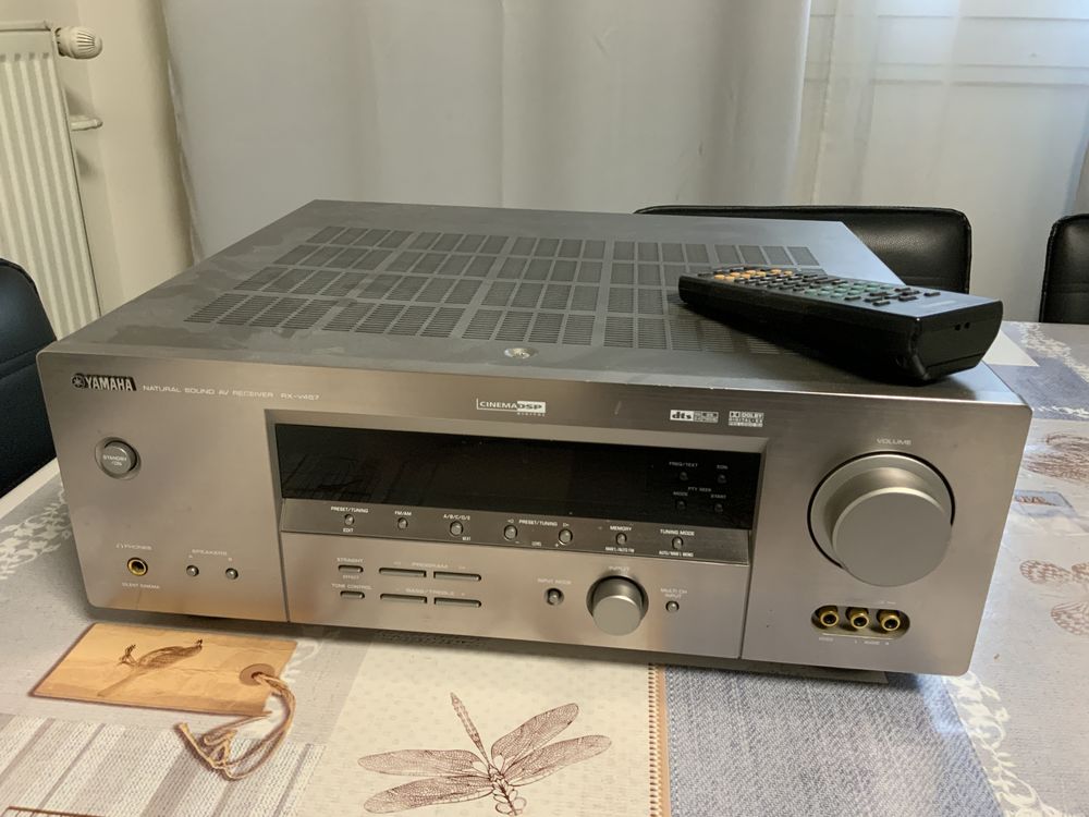AMPLIFICATEUR HOME-CIN�MA YAMAHA RX-V457  Silver 90 Combs-la-Ville (77)