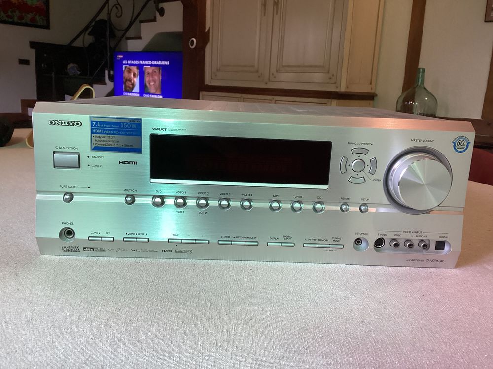 AMPLIFICATEUR    ?' ONKYO'' 100 Nouan Sur Loire (41)