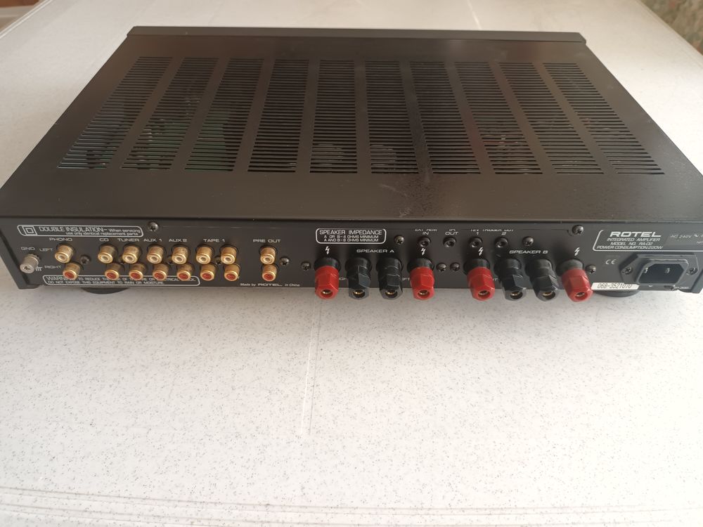 Amplificateur-Pr�ampli ROTEL Vintage Hi-Fi St�r�o 90 Cergy (95)