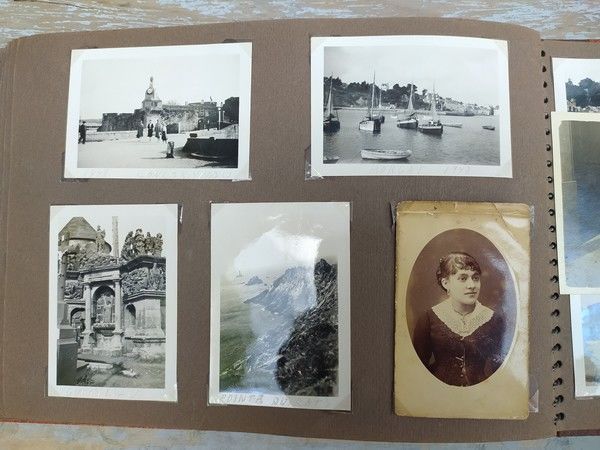 Ancien Album Photographies Famille Voyage 38 Loches (37)