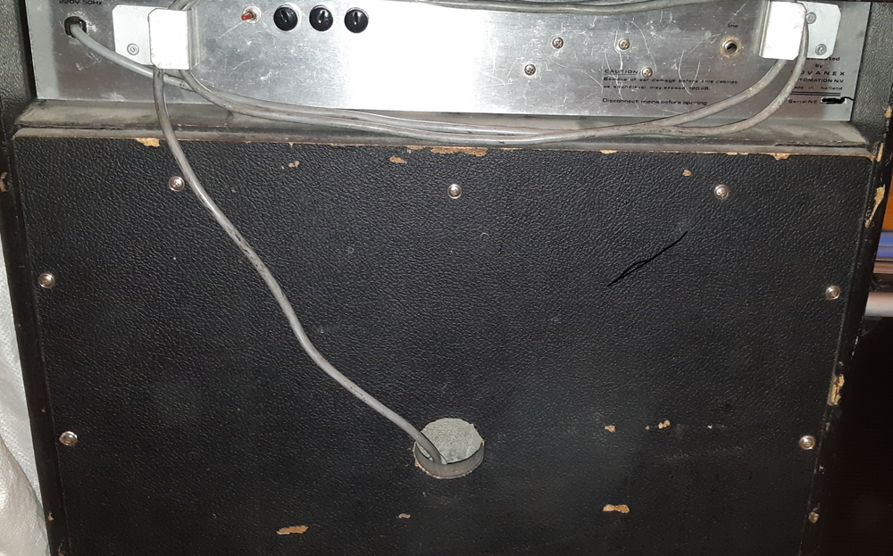 ANCIEN AMPLI POUR BASSE 160 Beynost (01)