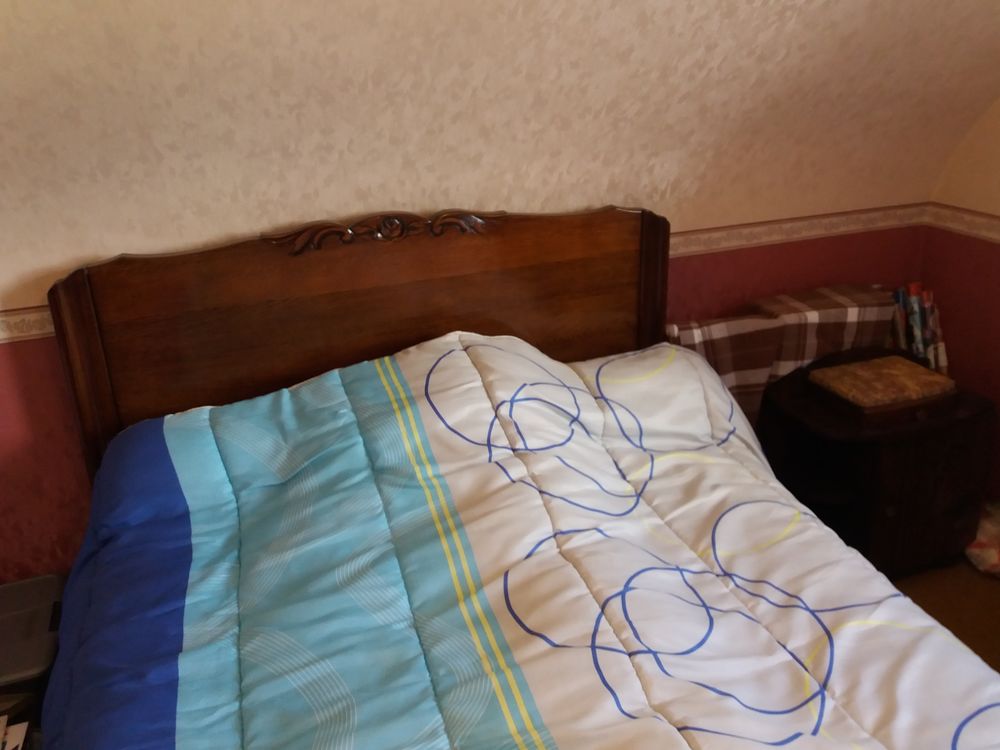Lit ancien avec sommier et table de nuit 80 Pl�rin (22)