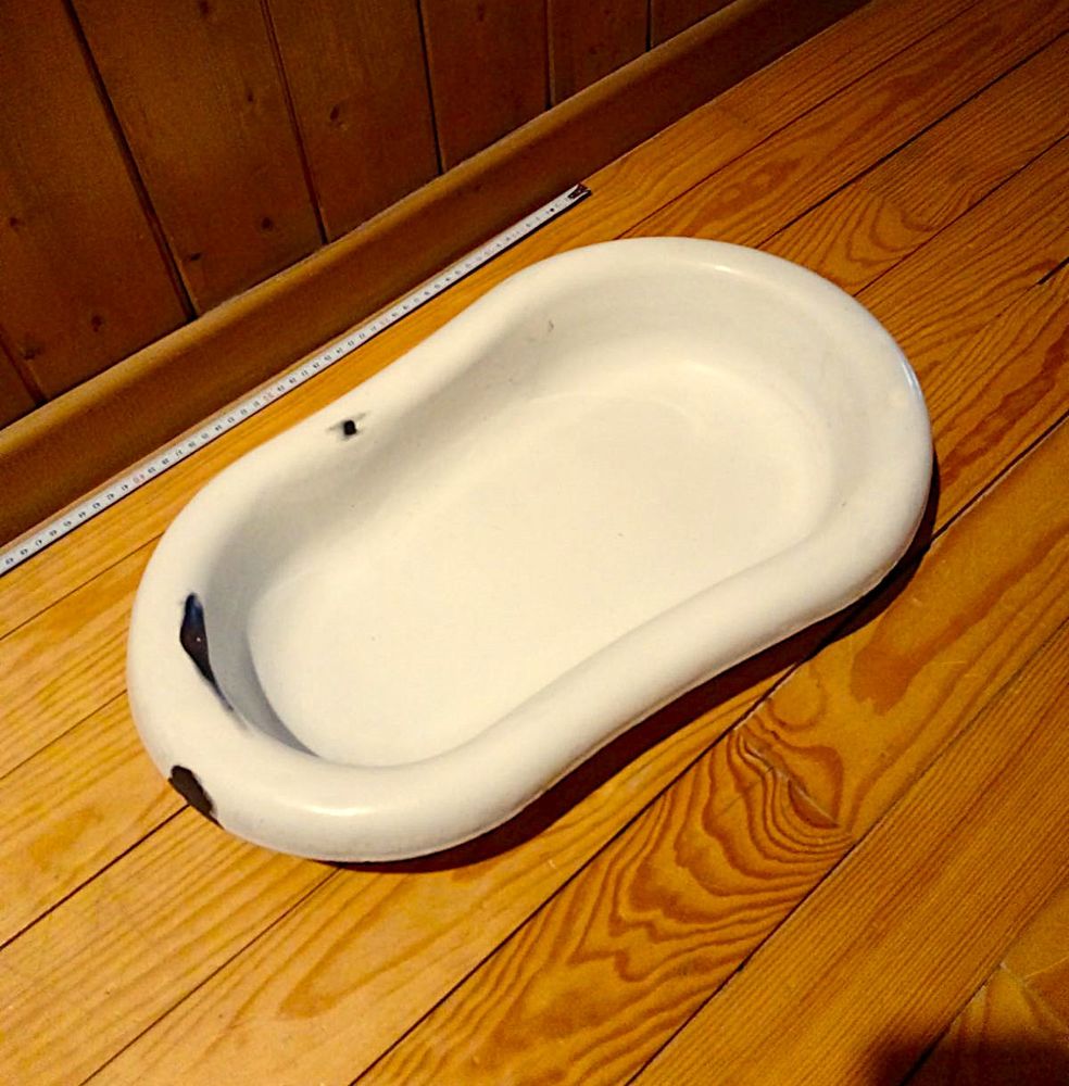 Ancien bidet en t�le �maill� bac � fleurs 9 Monnetier-Mornex (74)