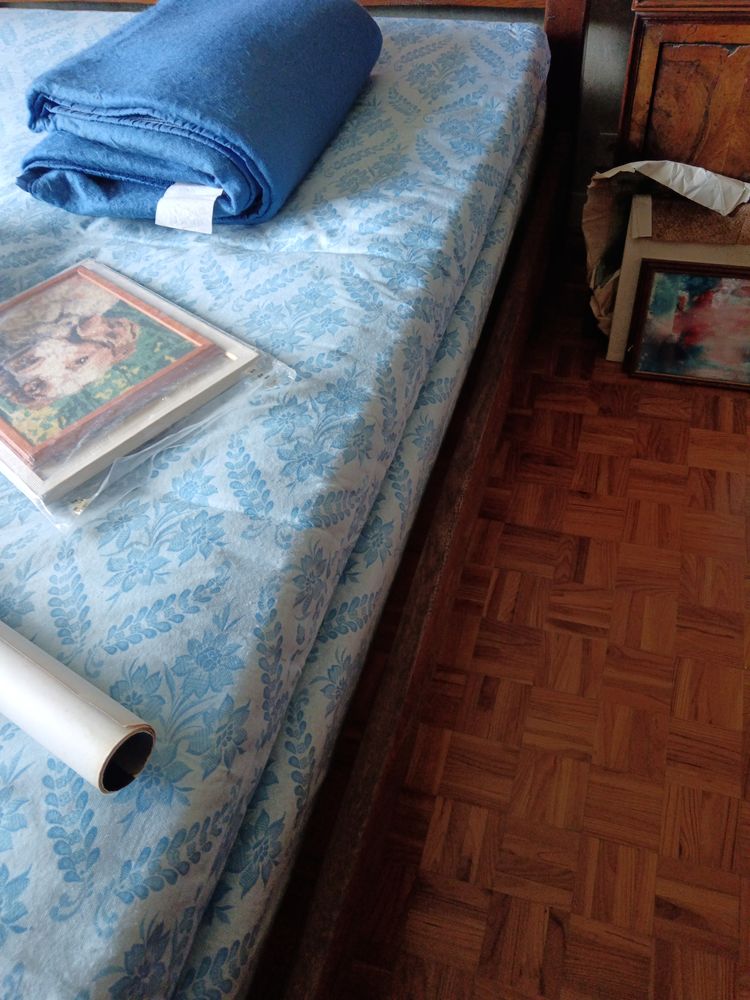 Lit ancien en bois avec table de nuit 70 Cadaujac (33)