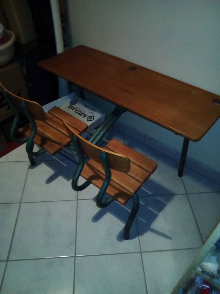 ancien bureau d'�cole 2 places 100 Belleville-sur-Meuse (55)