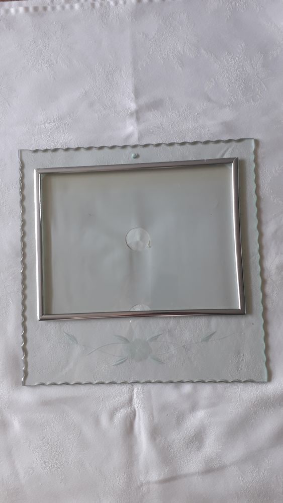 Ancien cadre photo en verre
40 Salon-de-Provence (13)